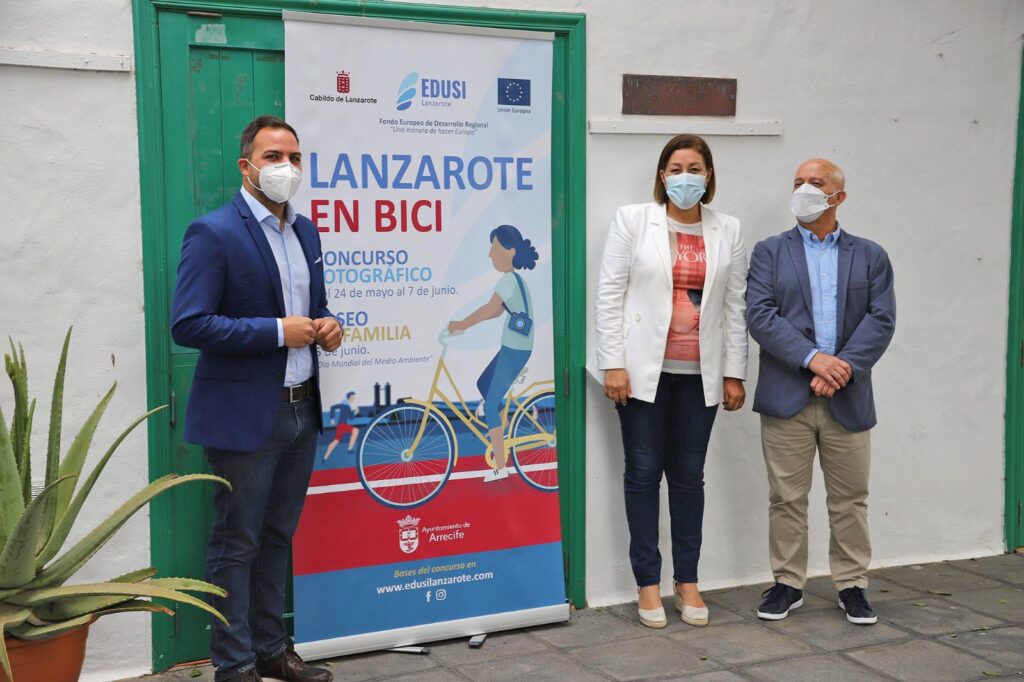 El consejero de Obras Públicas, Jacobo Medina y la alcaldesa de Arrecife, Astrid Pérez, han invitado a la ciudadanía a participar en los actos programados desde el 24 de mayo al 7 de junio.